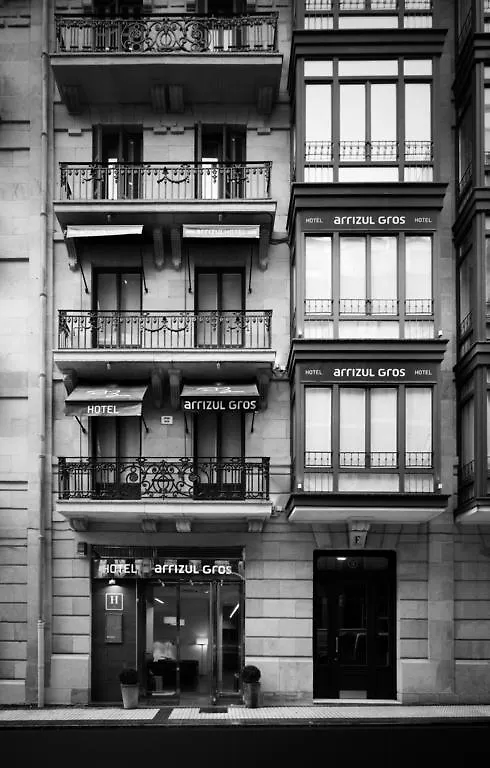 Hotel & Suites Arrizul Gros San Sebastián