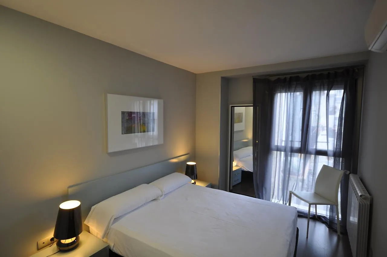 Hotel & Suites Arrizul Gros San Sebastián 0*,